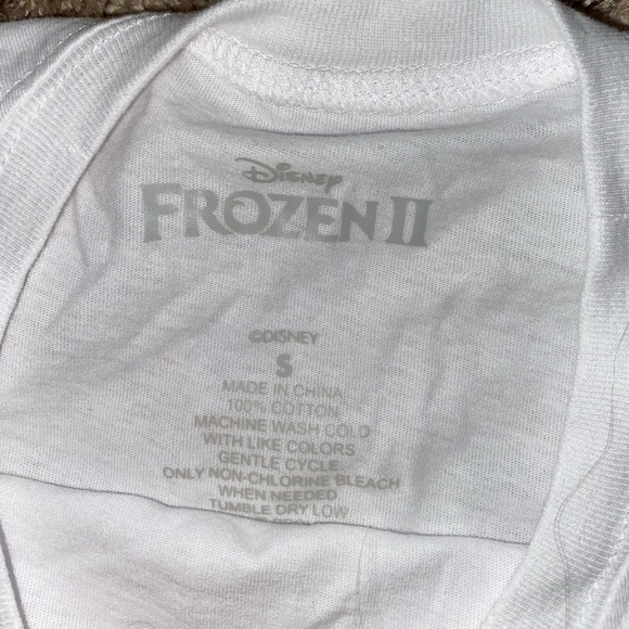 Frozen II Long Sleeve - Picture 4 of 4